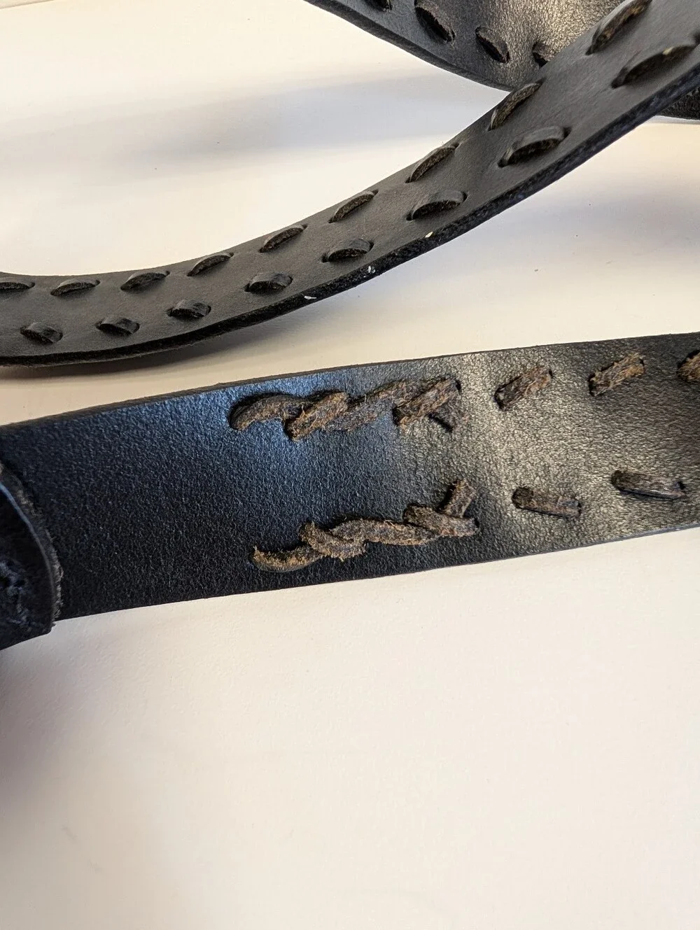 Levi's Black Genuine Italian Leather Whipstitch Belt 38 Rustic Casual